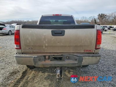 Zdjęcie 6 z 12 samochodu: 2007 GMC NEW SIERRA C1500 VIN:2GTEC19C071667701 - miniatura