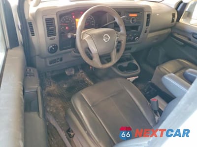 Zdjęcie 8 z 12 samochodu: 2015 NISSAN NV2500 UTILITY / SERVICE VAN VIN:1N6BF0LY5FN800049 - miniatura