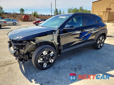 2024 HYUNDAI KONA SEL KM8HB3AB8RU065128 - główne zdjęcie licytacji z USA - miniatura