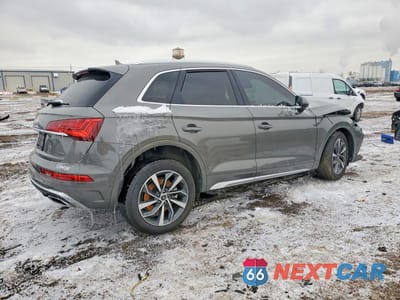 Trzecie zdjęcie samochodu z tyłu: 2023 AUDI Q5 PREMIUM PLUS 45 VIN:WA1EAAFY8P2119784 - miniatura