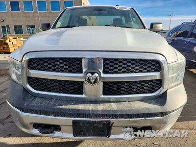 Piąte zdjęcie samochodu w środku: 2017 RAM 1500 ST VIN:3C6JR7DT5HG599113 - miniatura