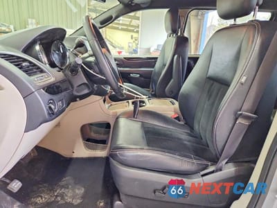 Zdjęcie 7 z 13 samochodu: 2017 DODGE GRAND CARAVAN SXT VIN:2C4RDGCG8HR616835 - miniatura