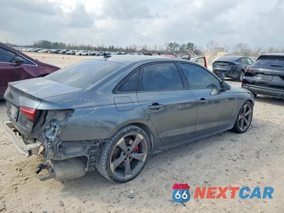 Trzecie zdjęcie samochodu z tyłu: 2022 AUDI A4 PREMIUM PLUS 45 VIN:WAUEAAF49NA008101 - miniatura