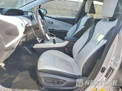 Zdjęcie 7 z 12 samochodu: 2018 TOYOTA PRIUS VIN:JTDKARFU9J3554593 - miniatura