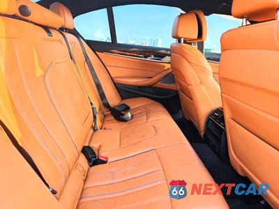 Zdjęcie 10 z 12 samochodu: 2018 BMW 540 I VIN:WBAJE5C56JWA97472 - miniatura
