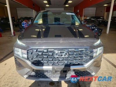 Piąte zdjęcie samochodu w środku: 2023 HYUNDAI SANTA FE SE VIN:5NMS1DAJXPH618084 - miniatura