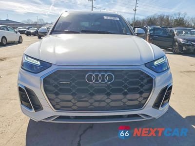 Piąte zdjęcie samochodu w środku: 2023 AUDI Q5 PREMIUM PLUS 45 VIN:WA1EAAFY8P2118988 - miniatura