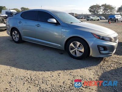 Czwarte zdjęcie samochodu z boku: 2015 KIA OPTIMA HYBRID VIN:KNAGM4AD1F5086780 - miniatura