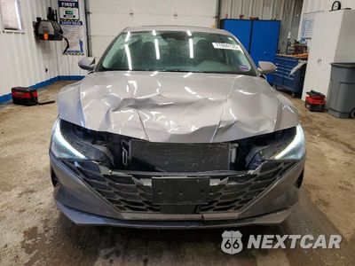 Piąte zdjęcie samochodu w środku: 2022 HYUNDAI ELANTRA LIMITED VIN:KMHLP4AG1NU289221 - miniatura