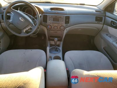 Zdjęcie 8 z 12 samochodu: 2009 KIA OPTIMA LX VIN:KNAGE228895293447 - miniatura
