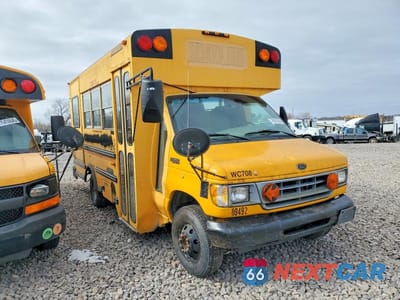 2001 FORD ECONOLINE 1FDWE35F91HA77510 - główne zdjęcie licytacji z USA - miniatura