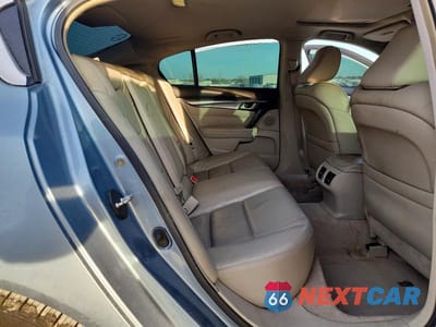 Zdjęcie 10 z 13 samochodu: 2010 ACURA TL VIN:19UUA8F50AA009729 - miniatura