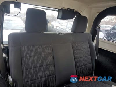 Zdjęcie 10 z 12 samochodu: 2012 JEEP WRANGLER SPORT VIN:1C4AJWAG6CL226918 - miniatura
