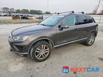 2015 VOLKSWAGEN TOUAREG V6 WVGEF9BP2FD006642 - główne zdjęcie licytacji z USA - miniatura