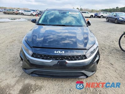Piąte zdjęcie samochodu w środku: 2024 KIA FORTE VIN:3KPF24AD8RE806492 - miniatura