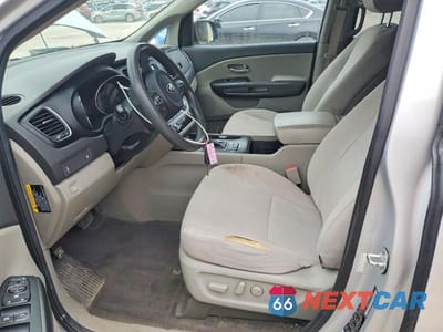 Zdjęcie 7 z 13 samochodu: 2016 KIA SEDONA LX VIN:KNDMB5C11G6195398 - miniatura