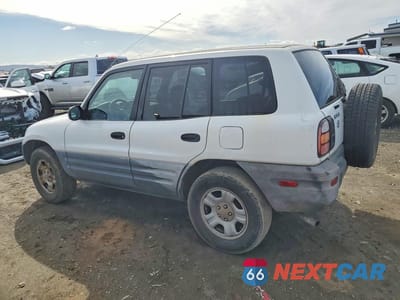 Drugie zdjęcie samochodu z przodu: 1998 TOYOTA RAV4 VIN:JT3GP10V6W0023324 - miniatura