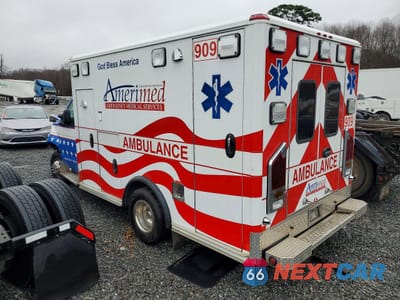 Drugie zdjęcie samochodu z przodu: 2022 FORD E350 AMBULANCE VIN:1FDWE3FN6NDC35921 - miniatura