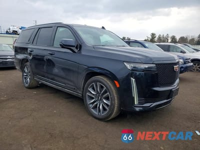 Czwarte zdjęcie samochodu z boku: 2022 CADILLAC ESCALADE SPORT VIN:1GYS4FKL5NR221839 - miniatura