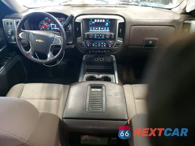 Zdjęcie 8 z 12 samochodu: 2017 CHEVROLET SILVERADO K1500 LT VIN:3GCUKREC2HG103270 - miniatura