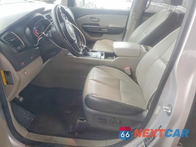 Zdjęcie 7 z 13 samochodu: 2017 KIA SEDONA LX VIN:KNDMB5C16H6237081 - miniatura