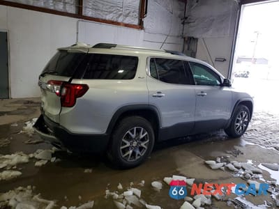 Trzecie zdjęcie samochodu z tyłu: 2020 GMC ACADIA SLT VIN:1GKKNULSXLZ221348 - miniatura
