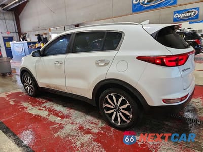 Drugie zdjęcie samochodu z przodu: 2018 KIA SPORTAGE EX VIN:KNDPN3AC6J7424804 - miniatura