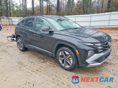 Czwarte zdjęcie samochodu z boku: 2025 HYUNDAI TUCSON SEL CONVENIENCE VIN:5NMJC3DE5SH575927 - miniatura
