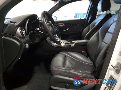 Zdjęcie 7 z 14 samochodu: 2020 MERCEDES-BENZ GLC 300 4MATIC VIN:W1N0G8EB4LF825988 - miniatura