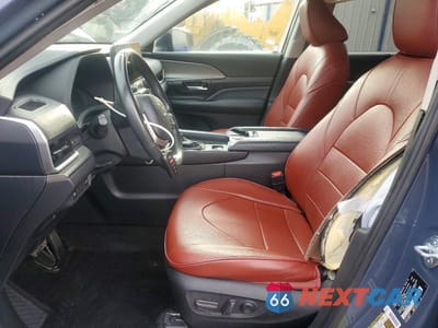 Zdjęcie 7 z 13 samochodu: 2024 TOYOTA GRAND HIGHLANDER XLE VIN:5TDAAAB59RS027806 - miniatura