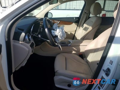 Zdjęcie 7 z 13 samochodu: 2022 MERCEDES-BENZ GLC 300 4MATIC VIN:W1N0G8EB3NG113713 - miniatura