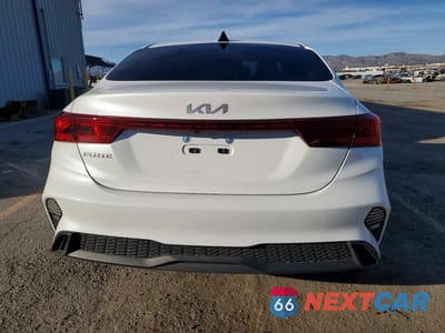 Zdjęcie 6 z 12 samochodu: 2023 KIA FORTE LXS VIN:3KPF24AD9PE620117 - miniatura