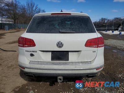 Zdjęcie 6 z 11 samochodu: 2017 VOLKSWAGEN TOUAREG WOLFSBURG VIN:WVGRF7BP4HD001676 - miniatura