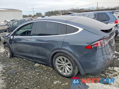 Drugie zdjęcie samochodu z przodu: 2017 TESLA MODEL X VIN:5YJXCBE20HF066167 - miniatura