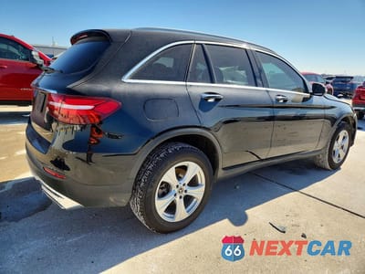 Trzecie zdjęcie samochodu z tyłu: 2018 MERCEDES-BENZ GLC 300 VIN:WDC0G4JB6JV088277 - miniatura