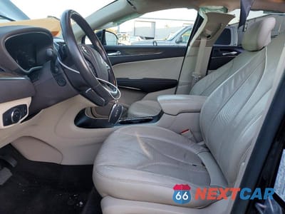 Zdjęcie 7 z 12 samochodu: 2017 LINCOLN MKC RESERVE VIN:5LMCJ3C91HUL07499 - miniatura