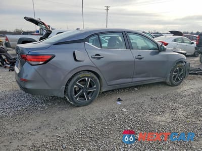 Trzecie zdjęcie samochodu z tyłu: 2025 NISSAN SENTRA SV VIN:3N1AB8CV6SY384219 - miniatura