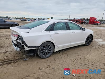 Trzecie zdjęcie samochodu z tyłu: 2020 LINCOLN MKZ RESERVE VIN:3LN6L5E92LR612951 - miniatura