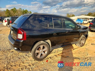 Trzecie zdjęcie samochodu z tyłu: 2017 JEEP COMPASS LATITUDE VIN:1C4NJDEB1HD177150 - miniatura