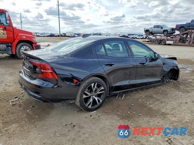 Trzecie zdjęcie samochodu z tyłu: 2024 VOLVO S60 PLUS VIN:7JRL12FL0RG315636 - miniatura