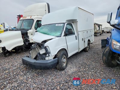 2015 CHEVROLET EXPRESS UTILITY / SERVICE TRUCK 1GB0G2CG9F1208336 - główne zdjęcie licytacji z USA - miniatura