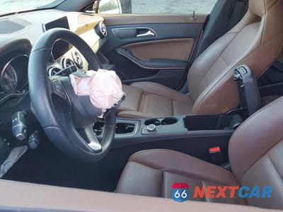 Zdjęcie 7 z 13 samochodu: 2016 MERCEDES-BENZ CLA 250 4MATIC VIN:WDDSJ4GB4GN370603 - miniatura