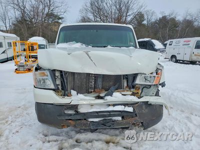 Piąte zdjęcie samochodu w środku: 2015 NISSAN NV 1500 VIN:1N6BF0KLXFN807472 - miniatura