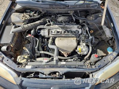 Zdjęcie 11 z 11 samochodu: 2002 HONDA ACCORD EX VIN:1HGCG66812A061199 - miniatura