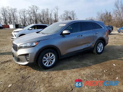 2019 KIA SORENTO LX 5XYPGDA52KG530365 - główne zdjęcie licytacji z USA - miniatura