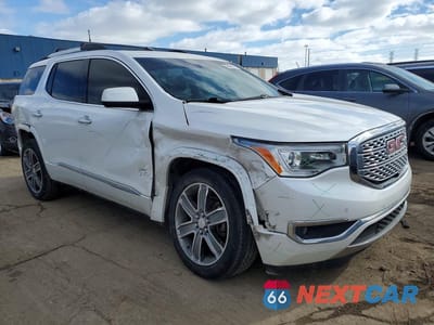 Czwarte zdjęcie samochodu z boku: 2017 GMC ACADIA DENALI VIN:1GKKNXLS5HZ153503 - miniatura