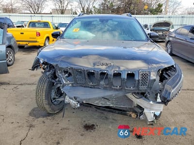 Piąte zdjęcie samochodu w środku: 2023 JEEP CHEROKEE ALTITUDE LUX VIN:1C4PJMMB9PD102690 - miniatura