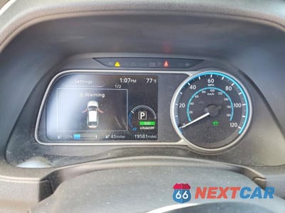 Zdjęcie 9 z 13 samochodu: 2022 NISSAN LEAF SV VIN:1N4AZ1CV1NC553761 - miniatura