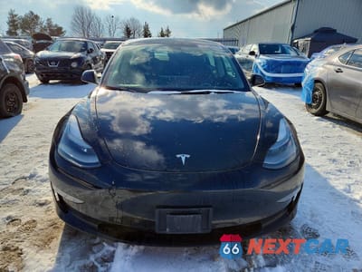 Piąte zdjęcie samochodu w środku: 2022 TESLA MODEL 3 VIN:5YJ3E1EBXNF320269 - miniatura