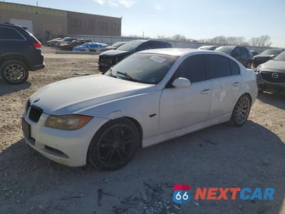 2007 BMW 335 I WBAVB73547PA86981 - główne zdjęcie licytacji z USA - miniatura